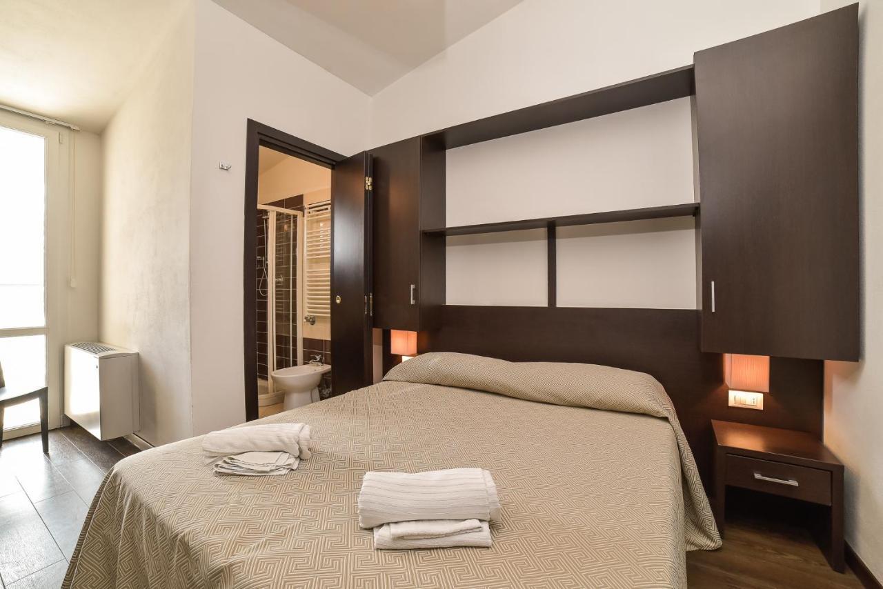 Hotel Diamante Чезенатико Екстериор снимка